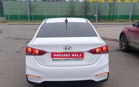 Hyundai Solaris II рестайлинг, 2018 год, 1 310 000 рублей, 3 фотография