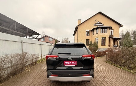 Toyota RAV4, 2024 год, 4 150 000 рублей, 3 фотография