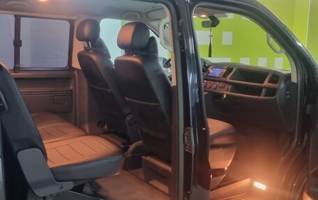 Volkswagen Caravelle T6 рестайлинг, 2018 год, 2 550 000 рублей, 15 фотография