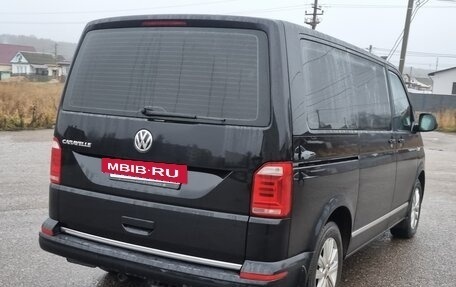 Volkswagen Caravelle T6 рестайлинг, 2018 год, 2 550 000 рублей, 8 фотография