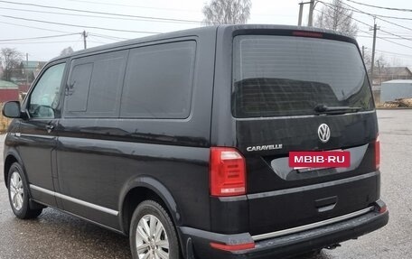 Volkswagen Caravelle T6 рестайлинг, 2018 год, 2 550 000 рублей, 10 фотография