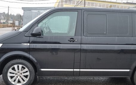 Volkswagen Caravelle T6 рестайлинг, 2018 год, 2 550 000 рублей, 24 фотография