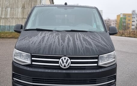 Volkswagen Caravelle T6 рестайлинг, 2018 год, 2 550 000 рублей, 18 фотография