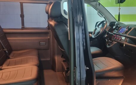 Volkswagen Caravelle T6 рестайлинг, 2018 год, 2 550 000 рублей, 34 фотография