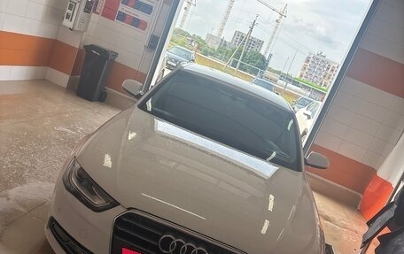 Audi A4, 2012 год, 1 400 000 рублей, 9 фотография