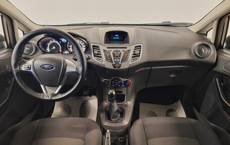 Ford Fiesta, 2016 год, 670 000 рублей, 7 фотография