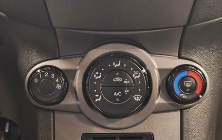 Ford Fiesta, 2016 год, 670 000 рублей, 10 фотография