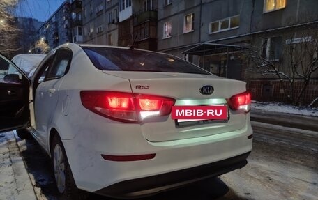 KIA Rio III рестайлинг, 2016 год, 780 000 рублей, 24 фотография