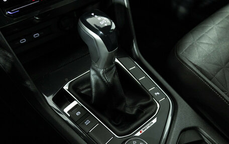 Volkswagen Tiguan II, 2021 год, 3 249 700 рублей, 15 фотография