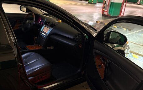 Toyota Camry, 2011 год, 1 000 000 рублей, 8 фотография