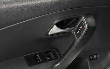 Volkswagen Polo VI (EU Market), 2018 год, 585 000 рублей, 11 фотография