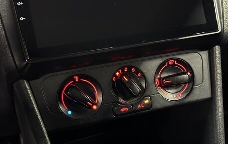 Volkswagen Polo VI (EU Market), 2018 год, 585 000 рублей, 13 фотография