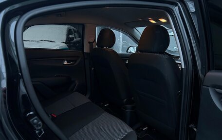 KIA Rio IV, 2018 год, 1 569 700 рублей, 8 фотография