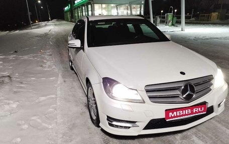 Mercedes-Benz C-Класс, 2013 год, 1 800 000 рублей, 1 фотография