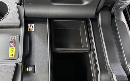 Lexus LX, 2025 год, 18 495 000 рублей, 30 фотография