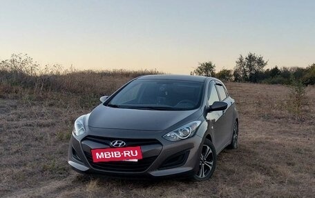 Hyundai i30 II рестайлинг, 2014 год, 1 300 000 рублей, 2 фотография
