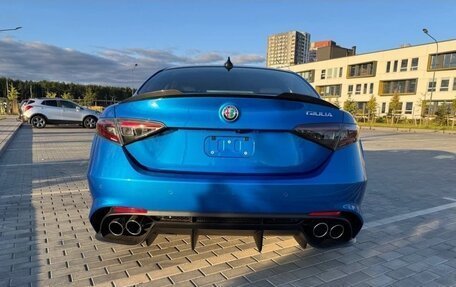 Alfa Romeo Giulia II, 2023 год, 9 000 000 рублей, 4 фотография