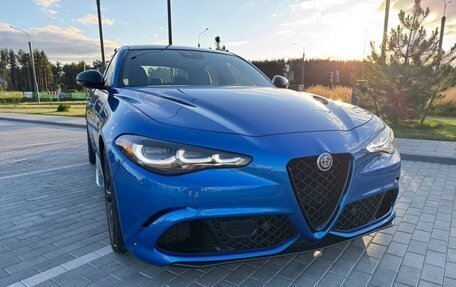Alfa Romeo Giulia II, 2023 год, 9 000 000 рублей, 7 фотография