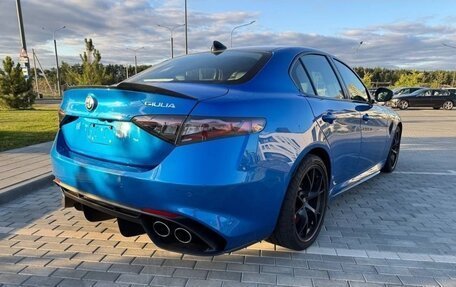 Alfa Romeo Giulia II, 2023 год, 9 000 000 рублей, 5 фотография