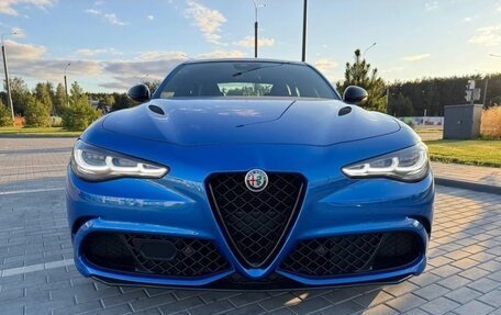 Alfa Romeo Giulia II, 2023 год, 9 000 000 рублей, 8 фотография