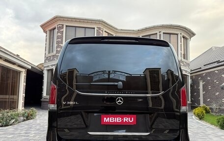 Mercedes-Benz V-Класс, 2025 год, 11 700 000 рублей, 2 фотография