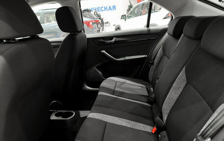 Skoda Rapid II, 2021 год, 1 450 000 рублей, 12 фотография