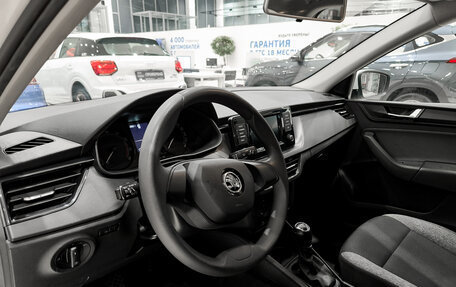 Skoda Rapid II, 2021 год, 1 450 000 рублей, 16 фотография