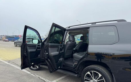 Toyota Land Cruiser 200, 2010 год, 3 150 000 рублей, 9 фотография