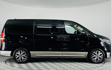 Hyundai H-1 II рестайлинг, 2021 год, 2 890 000 рублей, 4 фотография