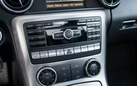 Mercedes-Benz SLK-Класс, 2012 год, 2 300 000 рублей, 22 фотография