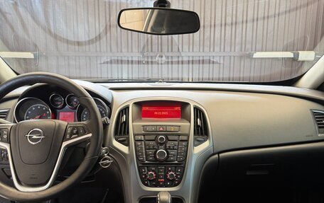 Opel Astra J, 2013 год, 880 000 рублей, 13 фотография