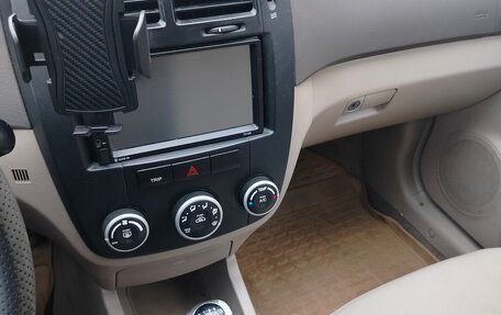 KIA Cerato I, 2006 год, 650 000 рублей, 4 фотография