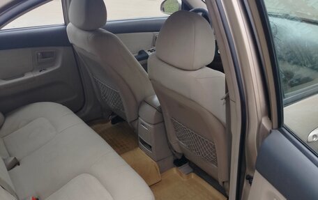 KIA Cerato I, 2006 год, 650 000 рублей, 5 фотография