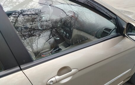 KIA Cerato I, 2006 год, 650 000 рублей, 9 фотография