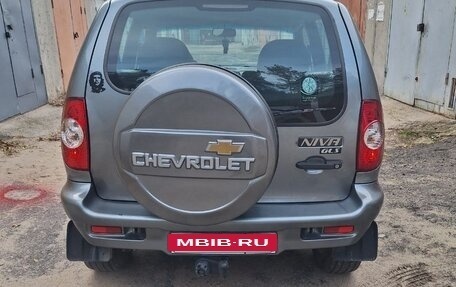 Chevrolet Niva I рестайлинг, 2009 год, 520 000 рублей, 3 фотография