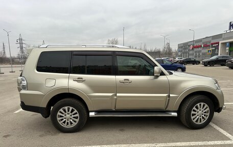 Mitsubishi Pajero IV, 2006 год, 990 000 рублей, 7 фотография