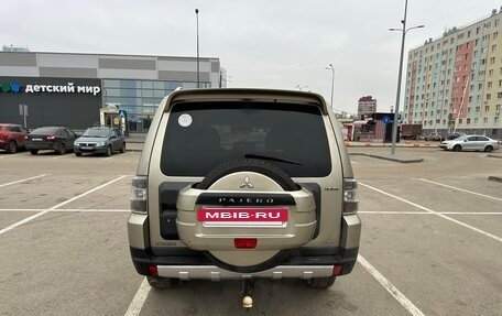 Mitsubishi Pajero IV, 2006 год, 990 000 рублей, 5 фотография