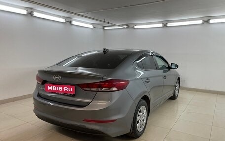 Hyundai Elantra VI рестайлинг, 2018 год, 1 550 000 рублей, 4 фотография
