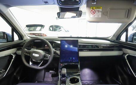 Geely Atlas, 2025 год, 3 718 000 рублей, 18 фотография