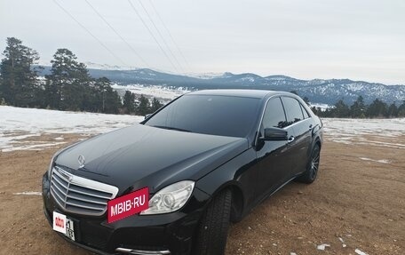 Mercedes-Benz E-Класс, 2012 год, 1 850 000 рублей, 3 фотография