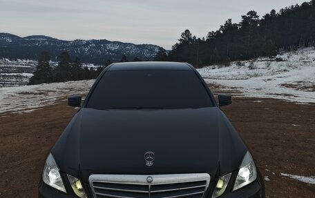 Mercedes-Benz E-Класс, 2012 год, 1 850 000 рублей, 1 фотография