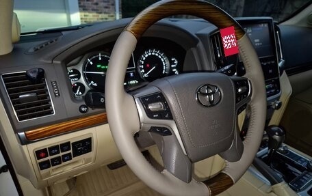 Toyota Land Cruiser 200, 2016 год, 5 500 000 рублей, 5 фотография