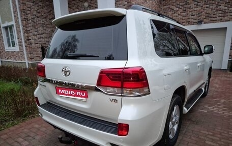 Toyota Land Cruiser 200, 2016 год, 5 500 000 рублей, 7 фотография