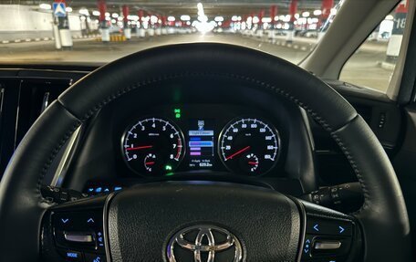 Toyota Vellfire II, 2018 год, 3 650 000 рублей, 7 фотография