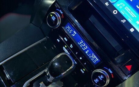 Toyota Vellfire II, 2018 год, 3 650 000 рублей, 10 фотография