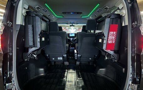 Toyota Vellfire II, 2018 год, 3 650 000 рублей, 19 фотография