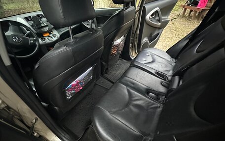 Toyota RAV4, 2007 год, 1 070 000 рублей, 6 фотография