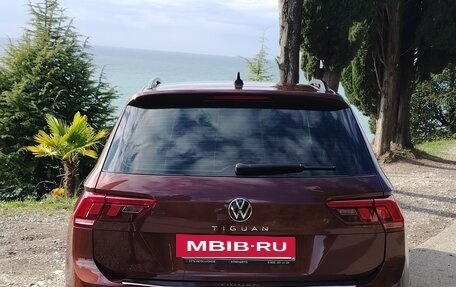 Volkswagen Tiguan II, 2021 год, 2 750 000 рублей, 3 фотография