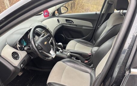 Chevrolet Cruze II, 2013 год, 800 000 рублей, 5 фотография