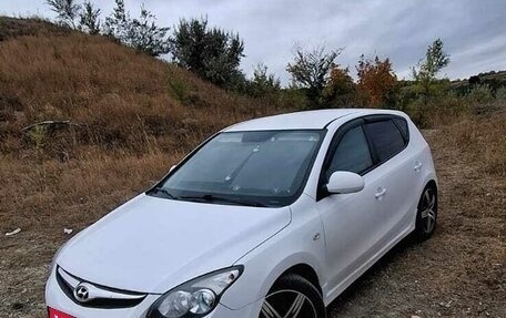 Hyundai i30 I, 2011 год, 760 000 рублей, 2 фотография